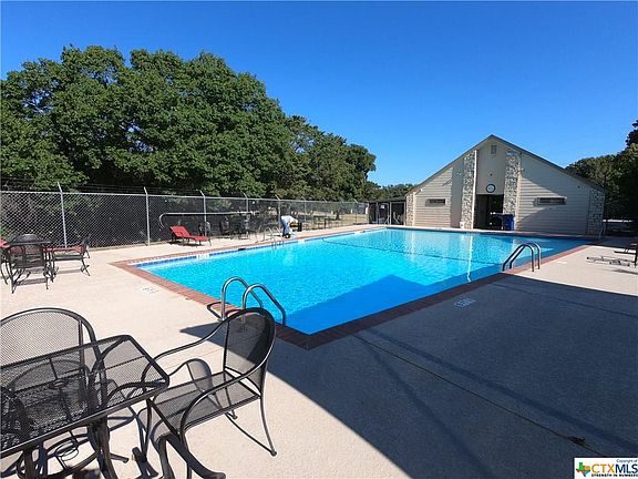 5th image of 16143 Charlya Dr