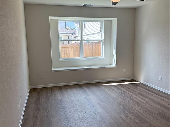 4th image of 2329 Nooksack Dr