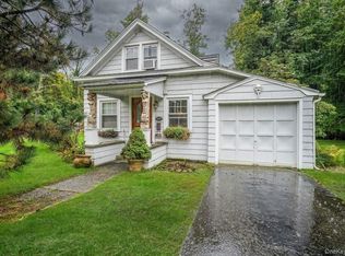 427 Park Ave, Huntington, NY 11743