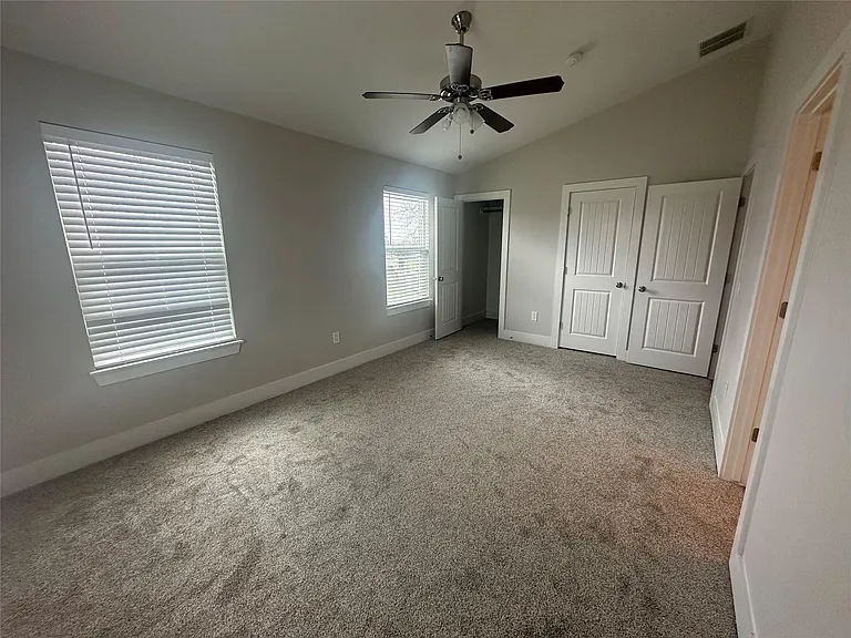 813 Northington St #A — Photo 12