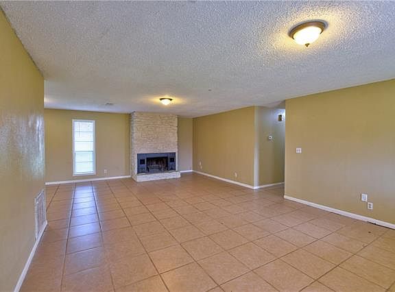 5th image of 1209 Ash Dr