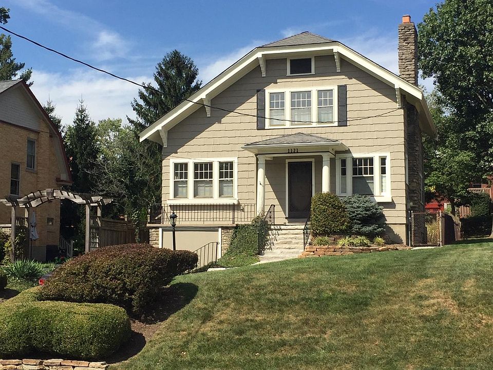 1st image of 1121 Herschel Ave