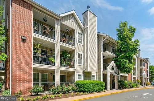 3308 Wyndham Cir #321 Photo 1