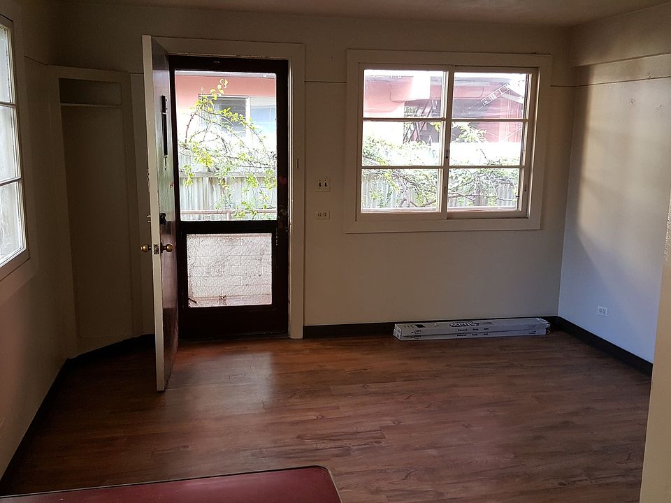 2nd image of 2449 Kuhio Ave #1006