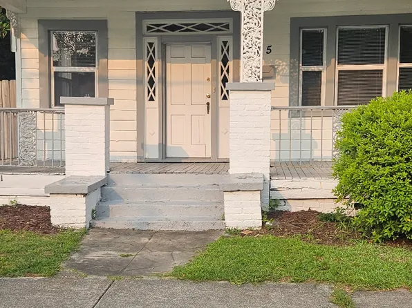 1205 S 7th St, Wilmington, NC 28401