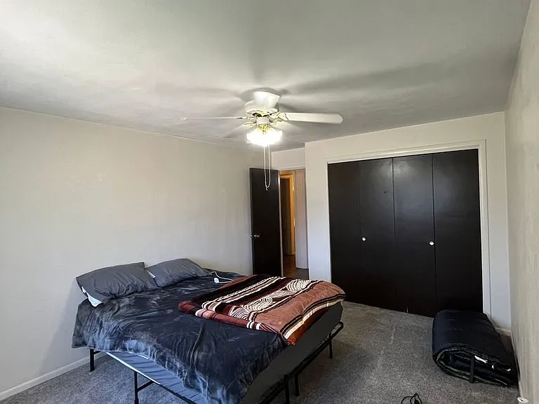 2 Larry Court — Photo 5