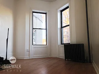Rented by Sidewalk Realty LLC