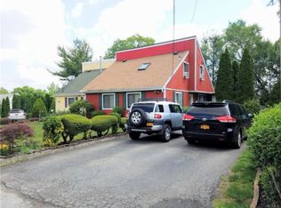 40 Summit Ave, Spring Valley, NY 10977