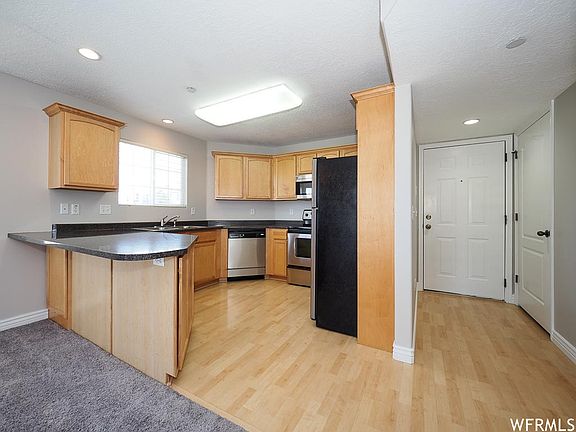 5th image of 6851 Romney Park Dr #G6