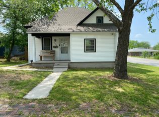 520 N Roane St, Webb City, MO 64870