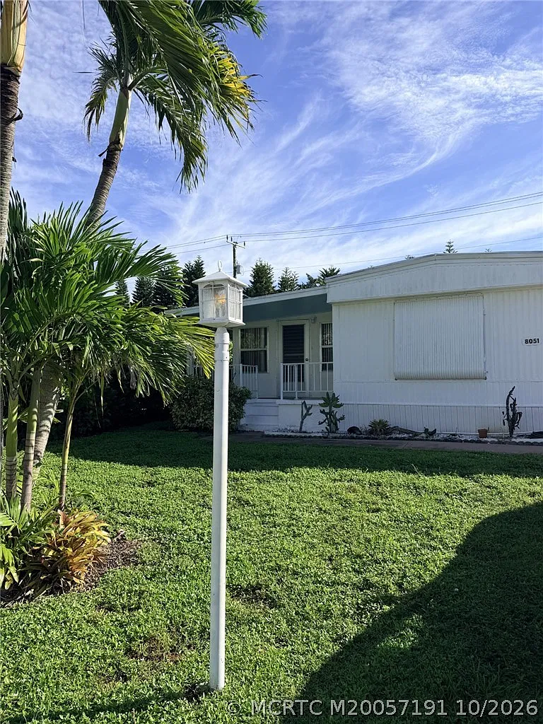 2 bed, 2.0 bath, 1164 sqft, $2,400 — Photo 1