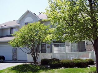 17920 Cobblestone Way, Eden Prairie, MN 55347