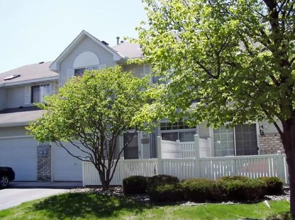 17920 Cobblestone Way, Eden Prairie, MN 55347