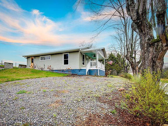 4th image of 109 Clear Springs Rd