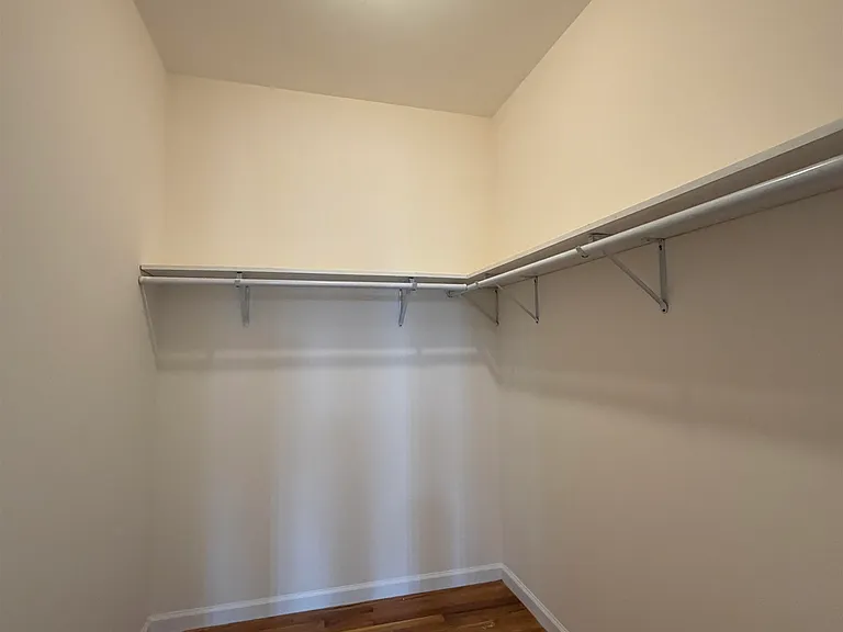 577 Broadway #8 — Photo 6