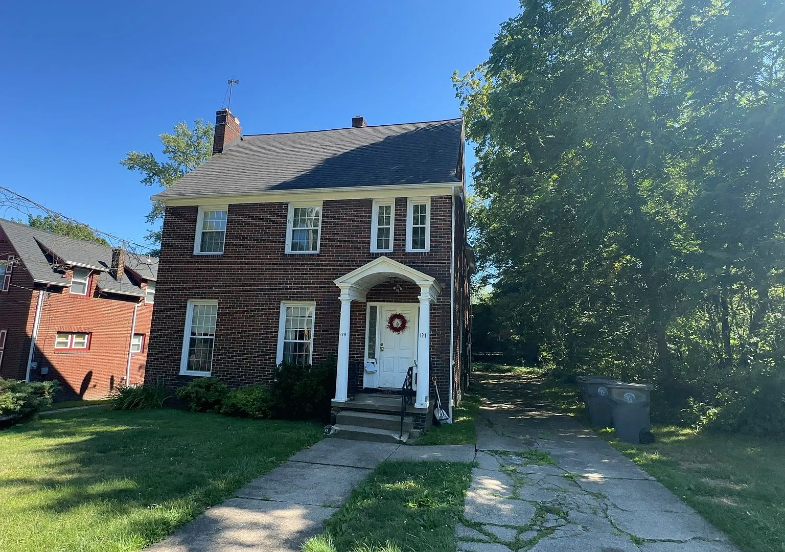 173 Upland Avenue — Photo 2