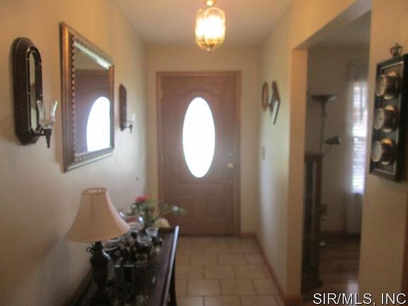 2nd image of 3035 Mockingbird Ln