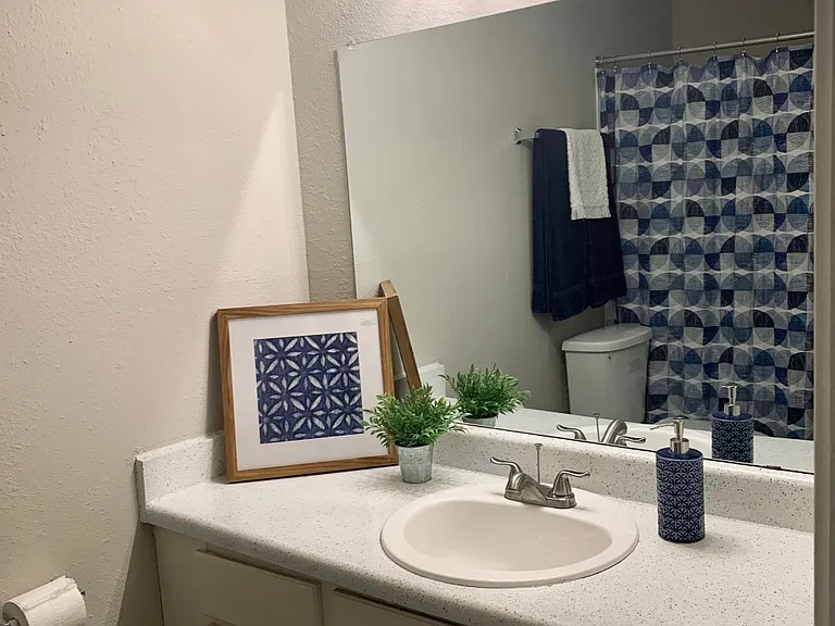 8727 Fredericksburg Rd — Photo 37