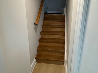 244 King Edward Ave, Toronto, ON M4C5K1