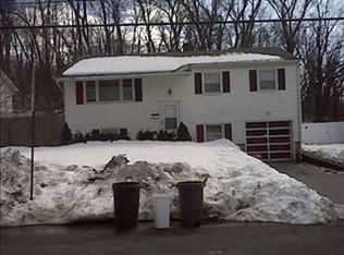 39 Cottage Ave, Newburgh, NY 12550