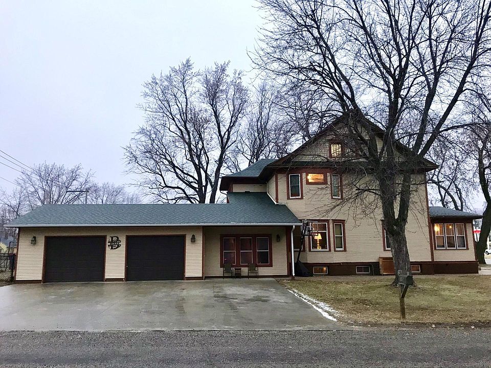1st image of 220 S Otter Ave