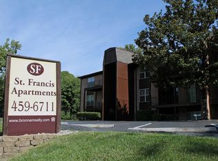 102 Saint Francis Ct, Louisville, KY 40205