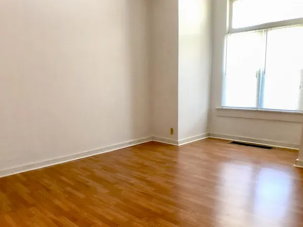 1 Bed / 1 Bath on 10th Ave close to Wexner Medical Center, 133 W 10th Ave, Columbus, OH 43201