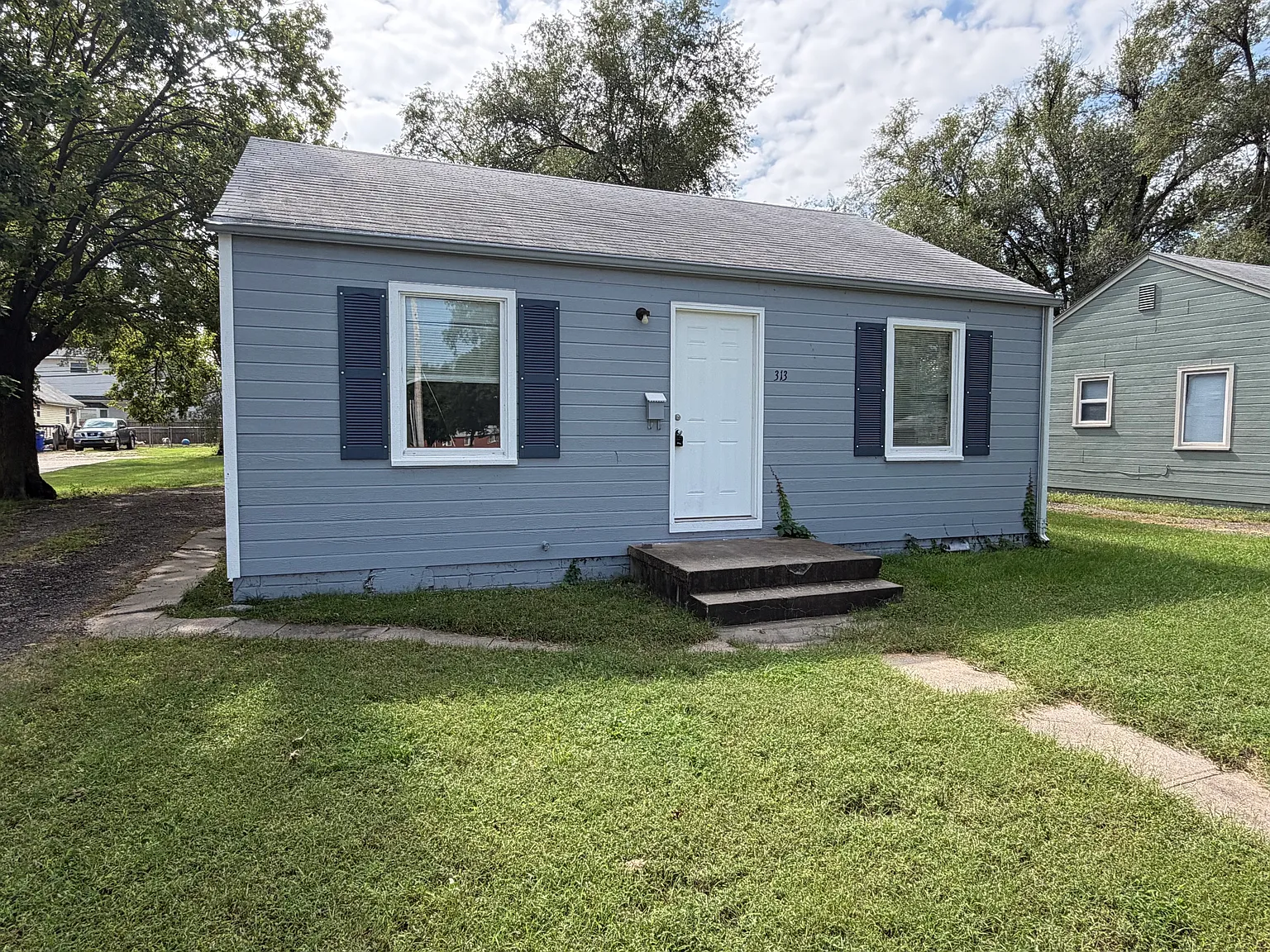 313 W 18th - 1 — Photo 1