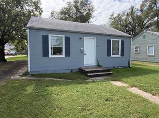 313 W 18th St, Junction City, KS 66441
