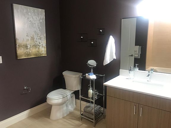 5th image of 100 Plaza Dr #1508