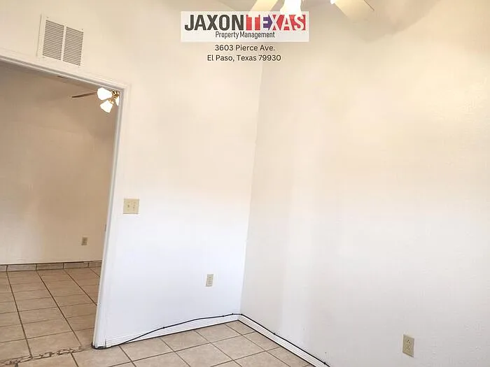 2 bed, 1.0 bath, $970 — Photo 4