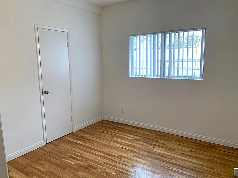 1814 Pacific Ave — Photo 16