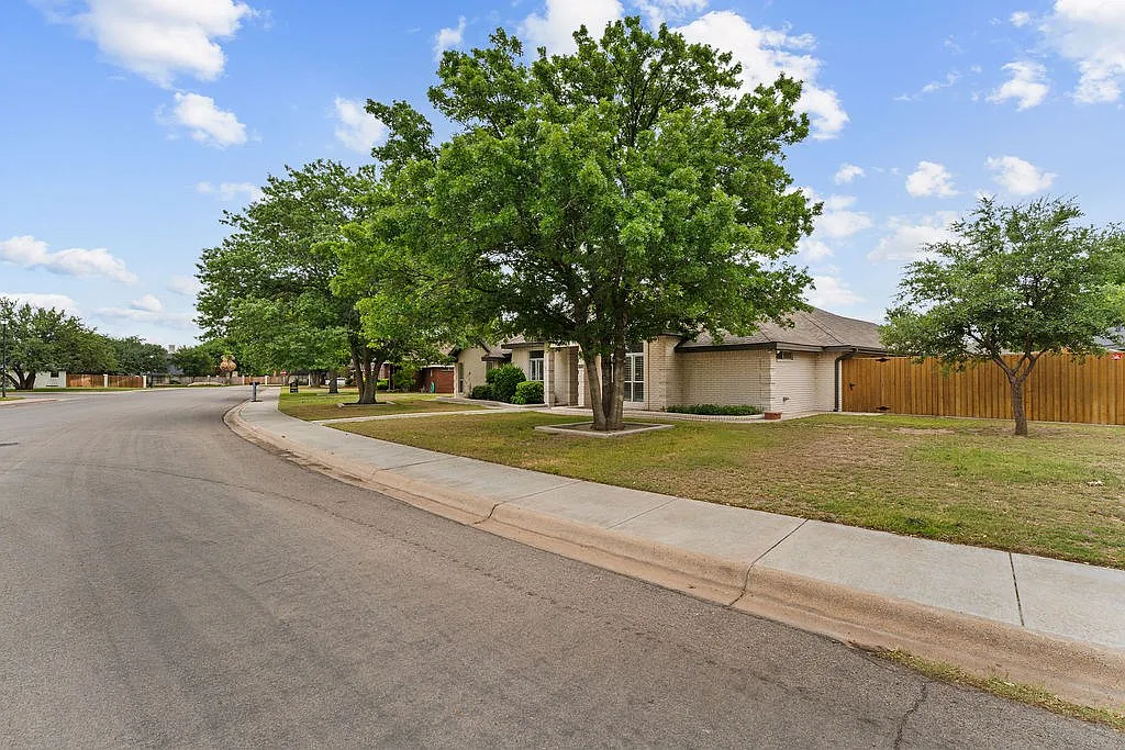 Building Photo - 5309 Ridgefield Ct