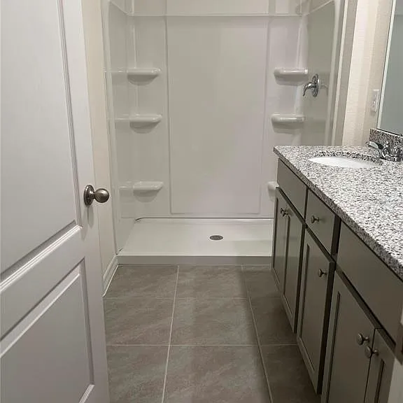 2646 Angel Falls Dr — Photo 15