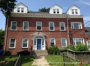 24 Pine St APT 4, Pawtucket, RI 02860