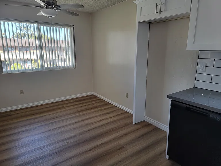 7209 Lotus Ave #3 — Photo 12