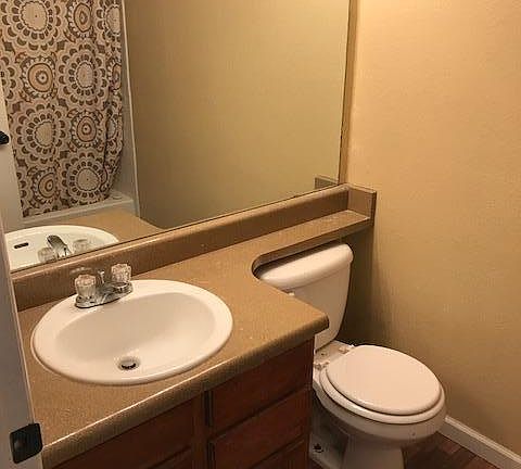 5th image of 921 W University Dr Unit 1145