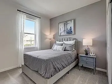 1658 Blue Lagoon Cir — Photo 4