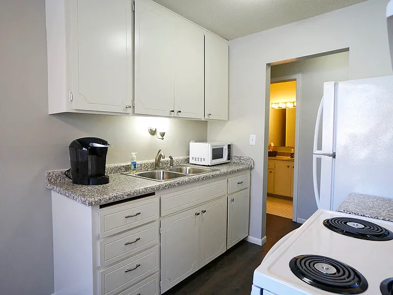 Brewster Place — Photo 13