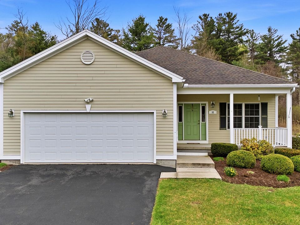 1st image of 32 Aspen Way