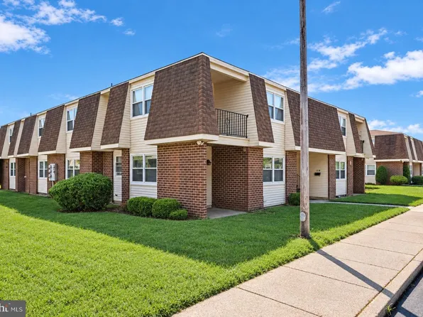 13 Florence Tollgate Pl Unit 2, Florence, NJ 08518
