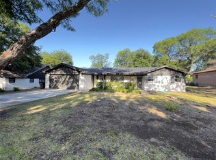 5633 Wedgworth Rd, Fort Worth, TX 76133