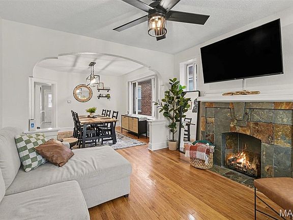3rd image of 5133 Goethe Ave