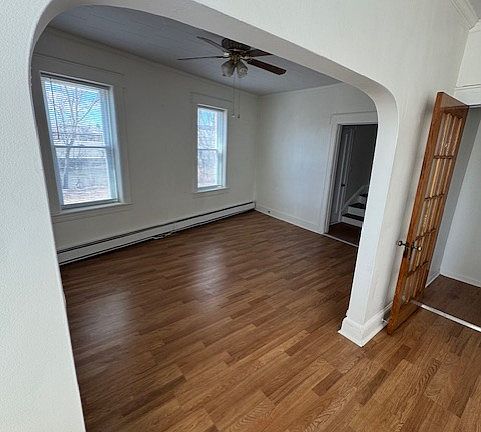 3rd image of 634 River Dr Floor 2
