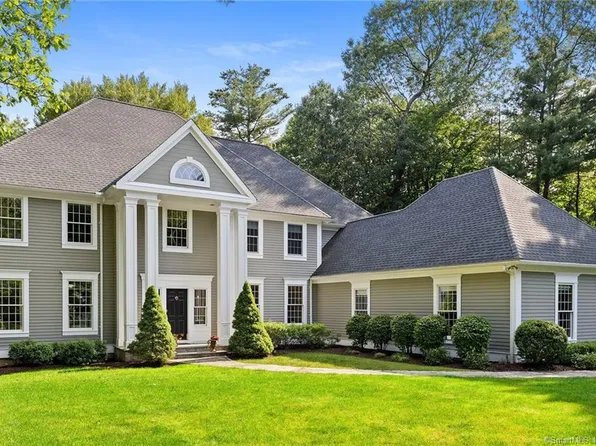 12 Aspenwood Drive, Simsbury, CT 06089