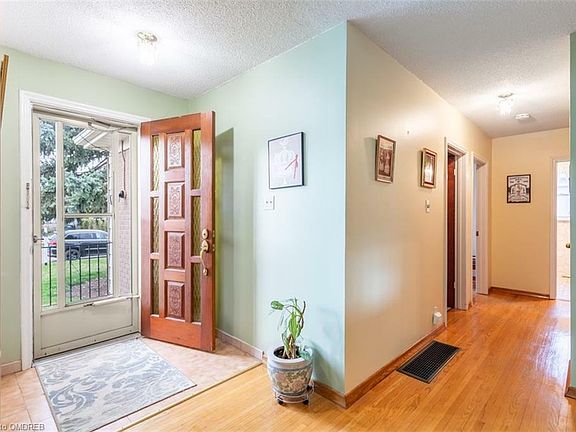 5th image of 511 Wildwood Dr