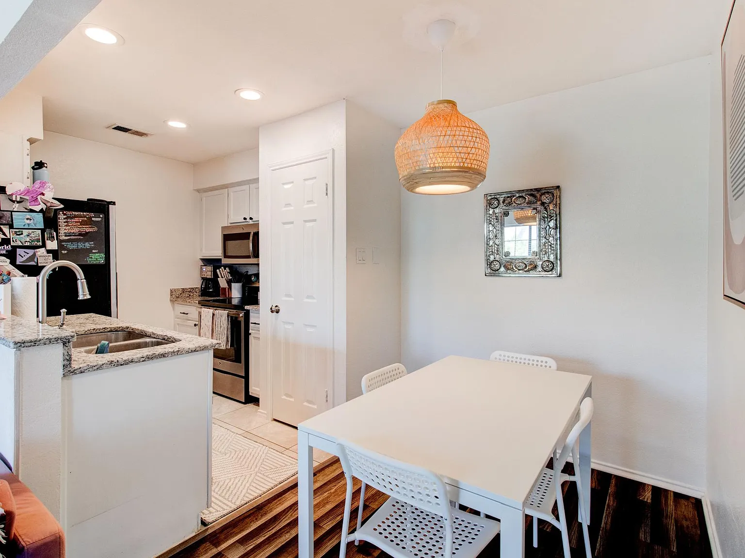1 bed, 738 sqft, $1,395 — Photo 4