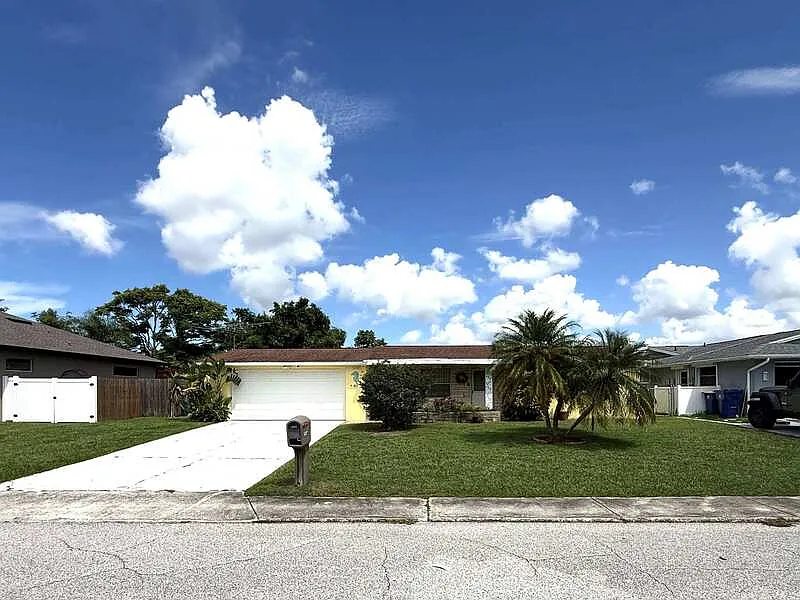 2 bed, 1.5 bath, 1152 sqft, $1,725 — Photo 3