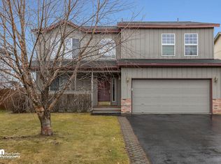 7544 White Hawk Dr, Anchorage, AK 99507