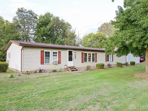 297 N 1st St, Clarksville, OH 45113